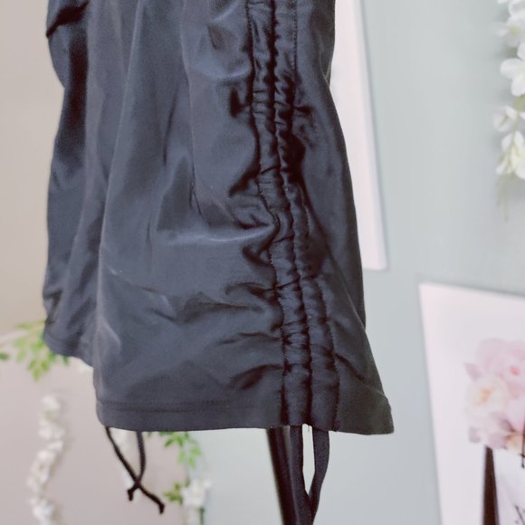 Workout Shorts Ruched Side Drawstrings, Elastic Waist - Picture 3 of 6